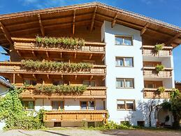 Holiday Apartment for Groups in Oberau