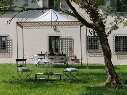 Belvilla by OYO Villa Arnia