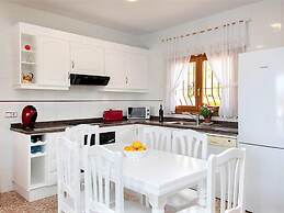 Spacious Home in Teulada