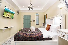 Pran at Kumuang Boutique House