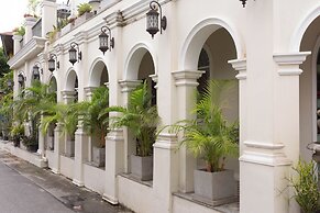 Pran at Kumuang Boutique House