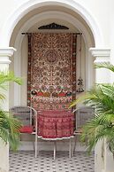 Pran at Kumuang Boutique House