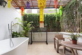 Pran at Kumuang Boutique House