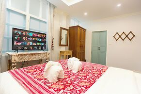 Pran at Kumuang Boutique House