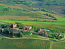 Rustic Elegance in Montepulciano