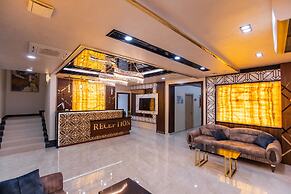 Art Deluxe Hotel