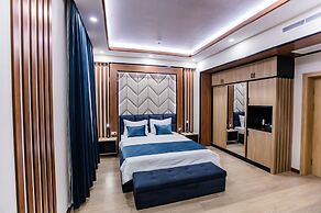 Art Deluxe Hotel