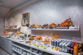 Art Deluxe Hotel