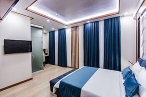 Art Deluxe Hotel