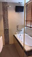 J RESIDENCE THONGLOR 8