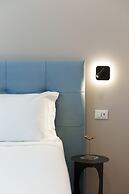 VI SUITES