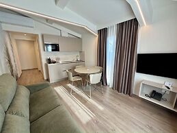 VI SUITES