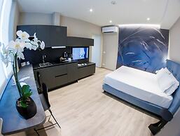 VI SUITES