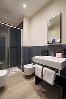 VI SUITES