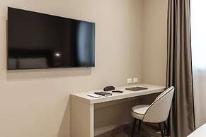 VI SUITES