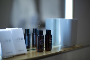 VI SUITES