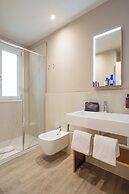 VI SUITES