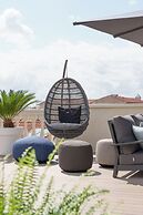 VI SUITES