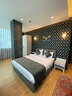 HMZ Luxury Hotel