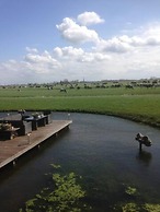Prive Jacuzzi, Cows, Dairyfarm, Relaxing, Sleeping