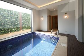 Gladiolus Hotel