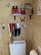 Captivating 1-bed Cabin in Middlesbrough