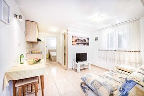 Apartments Gracin