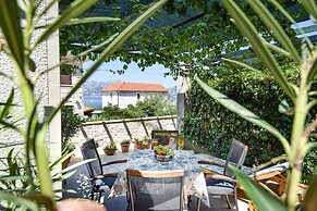 Apartments Gracin