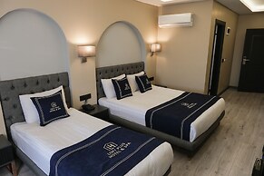 Loft Plus Hotel