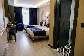 Loft Plus Hotel