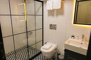 Loft Plus Hotel