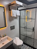 Loft Plus Hotel