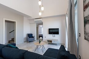 Aurora Apartments