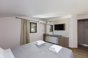 Aurora Apartments
