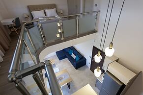 Aurora Apartments