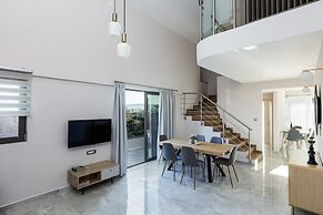 Aurora Apartments