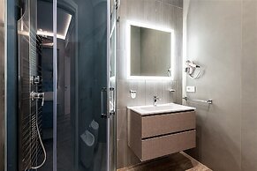 PETIT HOTEL