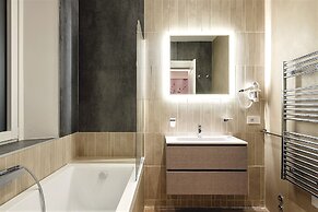 PETIT HOTEL