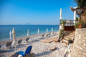 Takis House in Katavolos