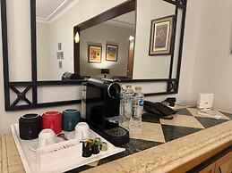 Nile View Apartment - Sleeps 4 & Balcony