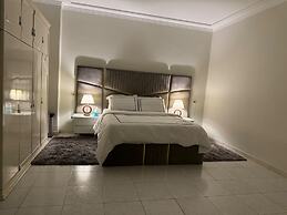 Nile View Apartment - Sleeps 4 & Balcony
