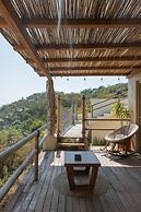 Casa Roni by Xeno