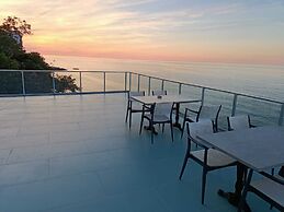 The Marine Hotel