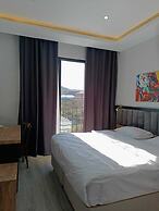 The Marine Hotel