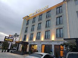 The Marine Hotel