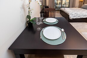 SuperHost - Vibrant Studio With Canal View Near Dubai Mall