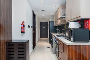SuperHost - Vibrant Studio With Canal View Near Dubai Mall