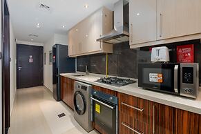 SuperHost - Vibrant Studio With Canal View Near Dubai Mall