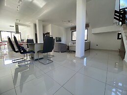 Lemon Tree Residence