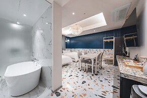 FEBRUARY HOTEL LIONS PARK DAEGU